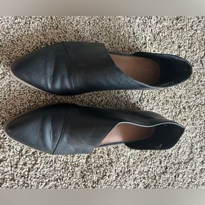Universal Thread Matte Leather Flats